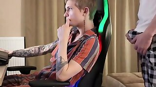 Distracted the Guy From the Game, Gave the Twink a Rimming, Fucked His Tight Asshole Part 1