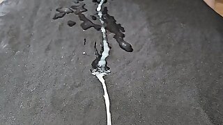 Jerk off with pleasurable cumshot