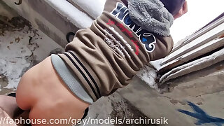 The student hid jerking off in an abandoned hospital, but I fucked him for it bareback