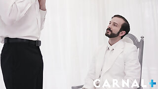 MasonicBoys - Innocent twink moans as master Tucker Barret milks his cock